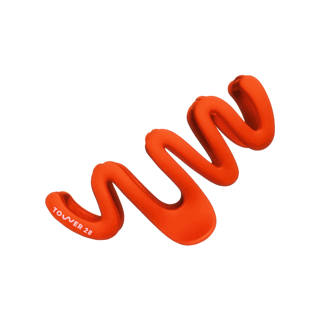 The ‘W’ Claw Clip A6